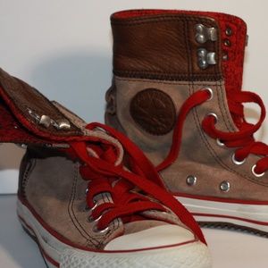 Converse Suede High Tops Size 5